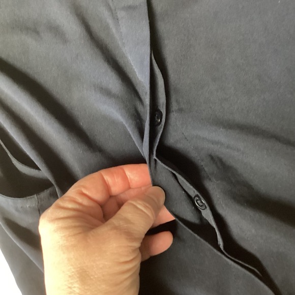 Tory Burch Sleeveless Top Button Down Collared Blouse Blue Size 4 Hidden Buttons - Picture 8 of 14